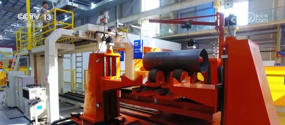 深化“5G+工业互联网”开展 建成不少于300家5G工厂