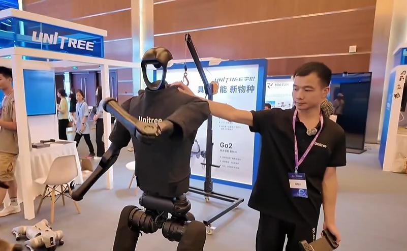 「央广时评」促进数字技术与制造业深度融合 让中国“智”造释放更多活力